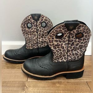 Ariat women’s cowboy boots. Gently used like new. Black with leopard print.